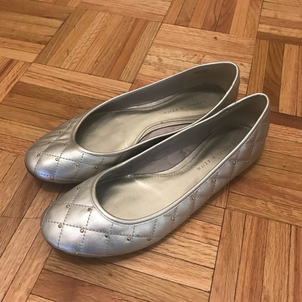 Charles&Keith flats